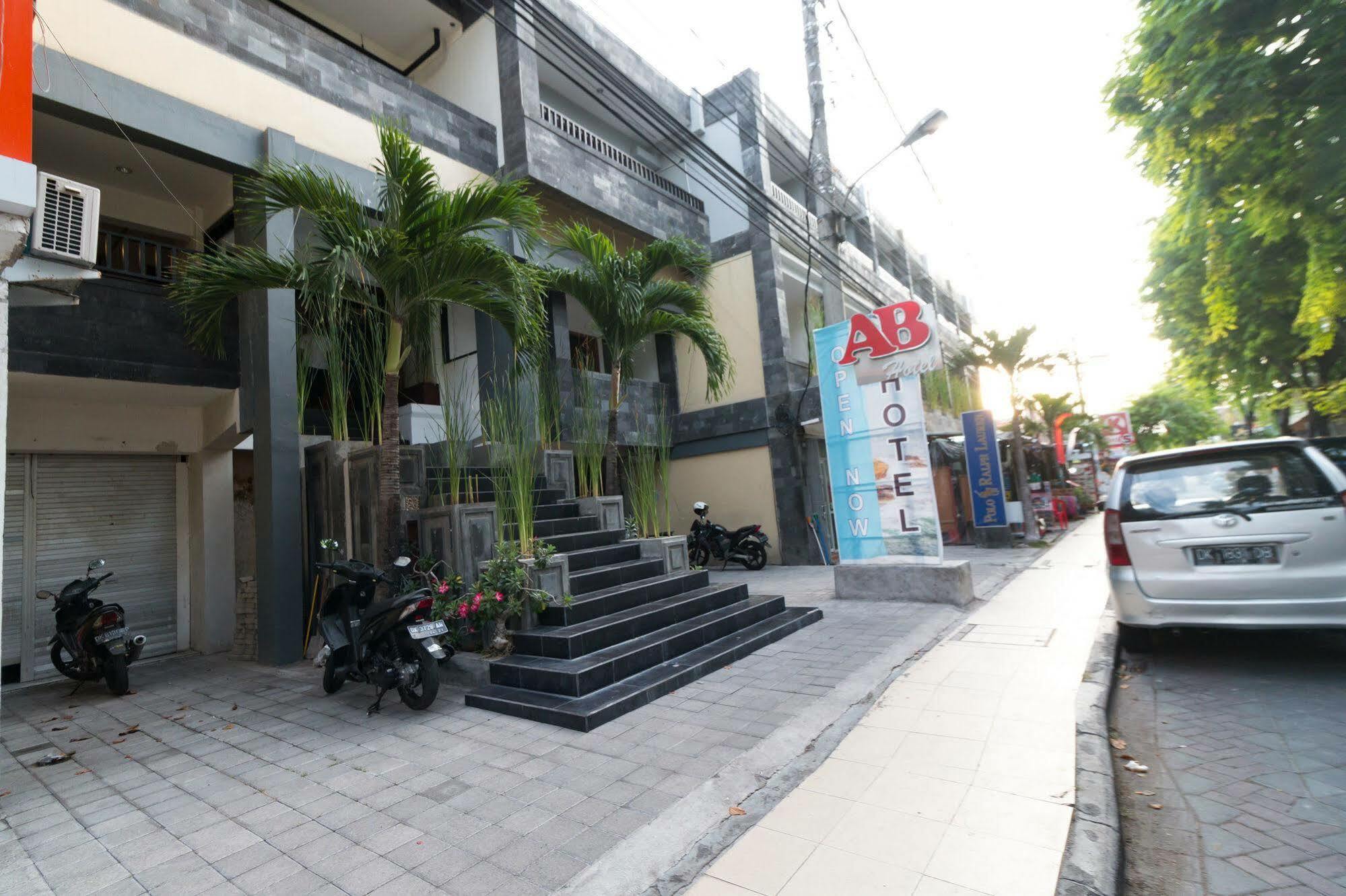 Ab Hotel Kuta By Agata Exterior foto
